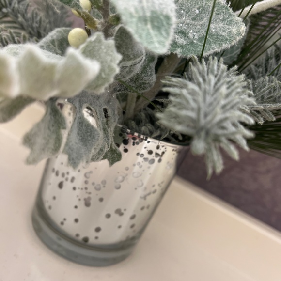 Table decoration - Picture 3 of 4